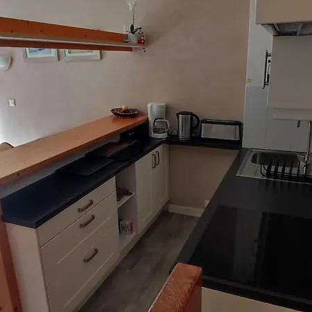 Avec Balcon Sud, A 100m Des Remontees Mecaniques, Parking Gratuit, Pour 4 Personnes - Fr-1-676-98 *